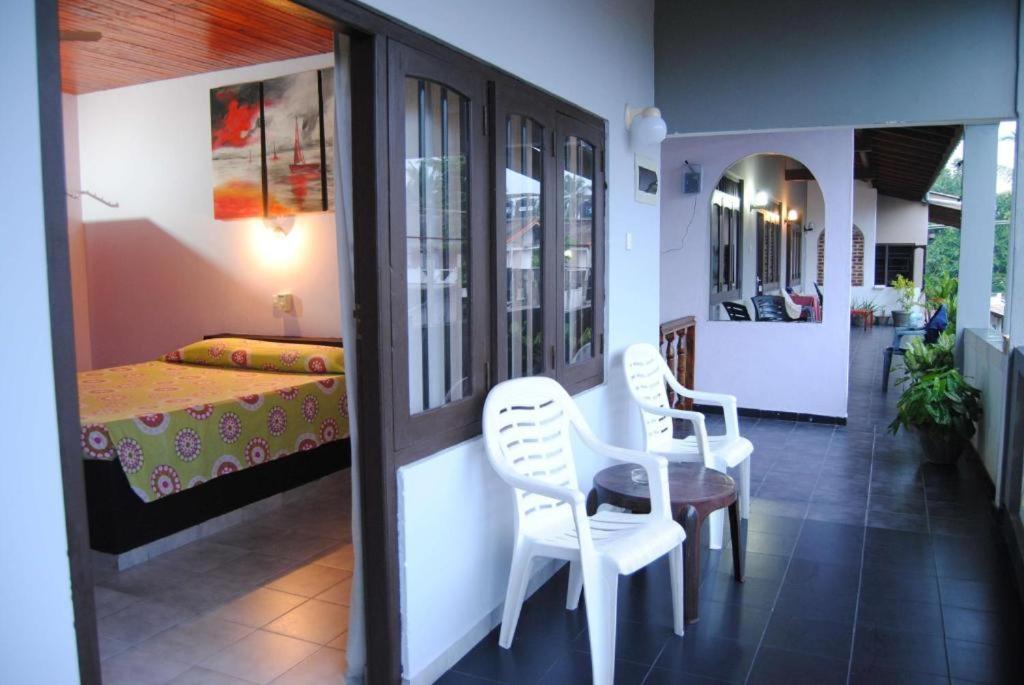 Hotel Apollo Hikkaduwa Exterior photo